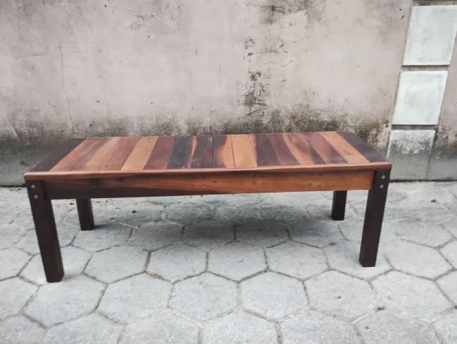 Banco madeira de demolição.