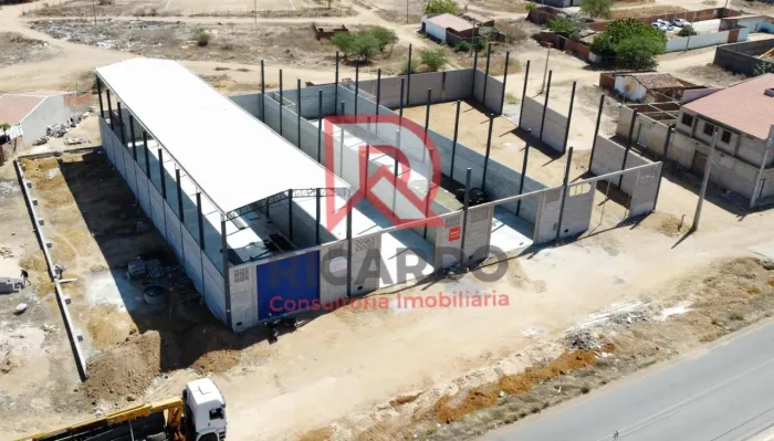 GALPÃO PARA LOCAÇÃO PRÓXIMO A RODOVIA SALITRE.