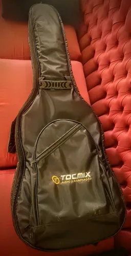 De$370 por$319 Hard bag super acolchoado para guitarra