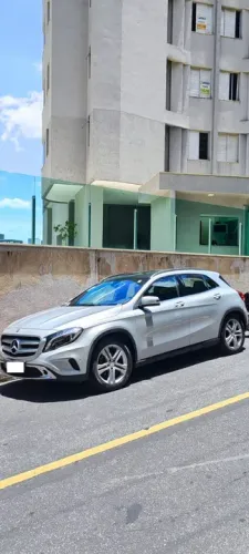 GLA 200 - Vision com teto solar 1.6 revisada