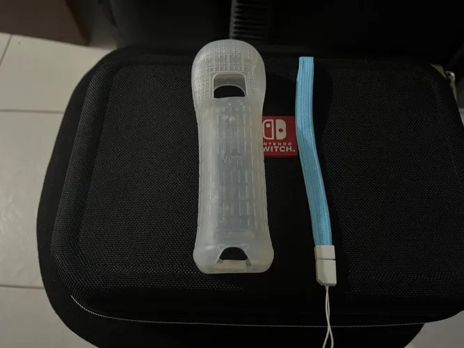 Capa para Controle Wii + Alça de segurança 