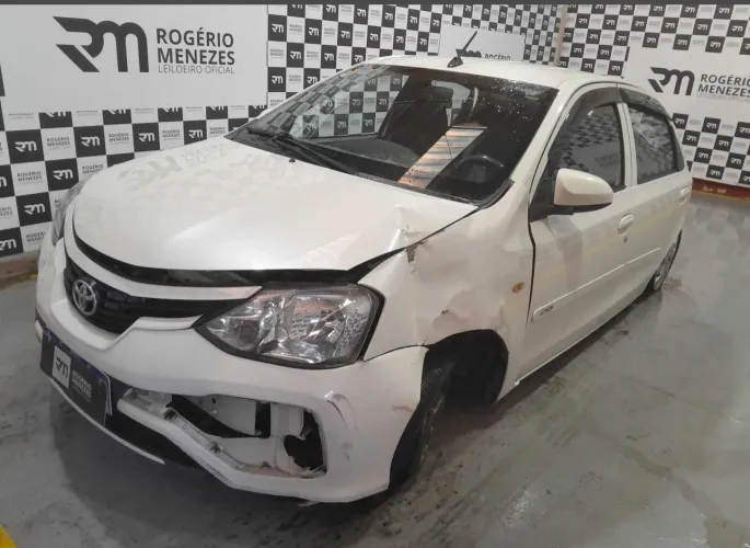 Pecas Toyota etios 2018 1.5 automático 