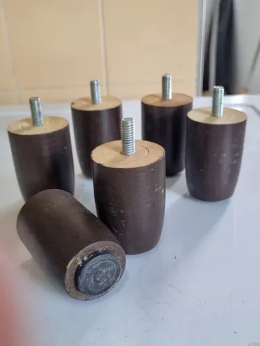 6 Pés de Cama Rosqueáveis em Madeira - Ótimo Estado!