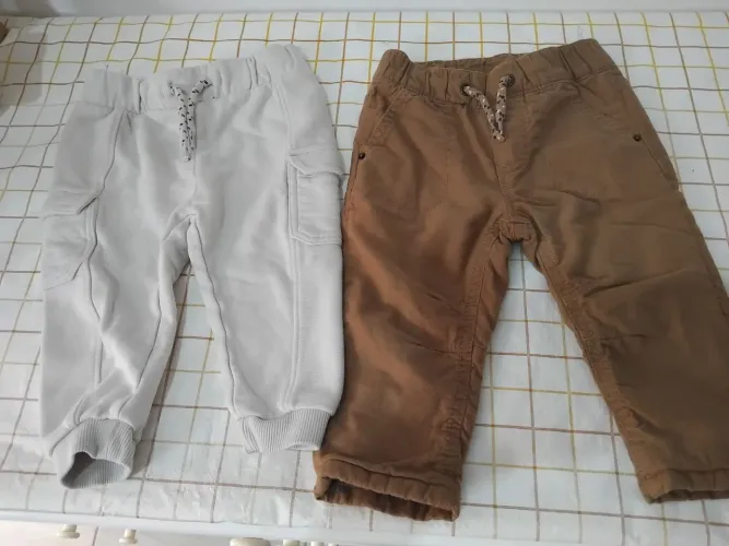 2 calças bem quentinhas para bebês de 9 a 12 meses