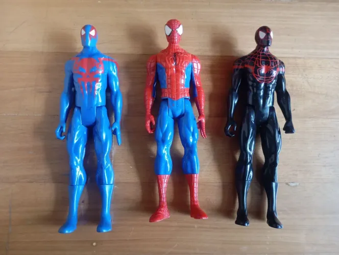 Coleção de Bonecos Homem-Aranha