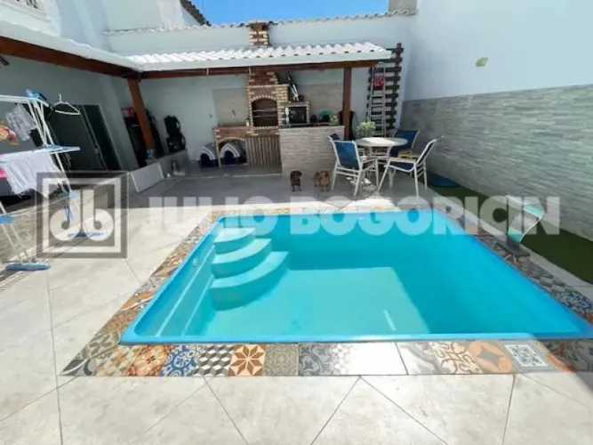 Ilha do Governador - Portuguesa - VENDA - Casa Duplex - 3 Quartos (Suíte) - Varanda - Vaga