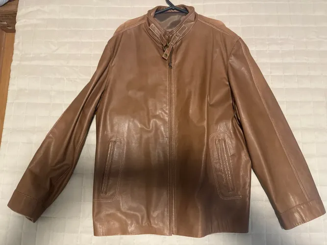 Jaqueta de Couro Marrom - Elegância e Conforto