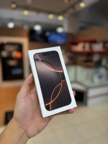  Vendo iPhone 16 Pro 128GB Desert Lacrado com 1 Ano de Garantia!