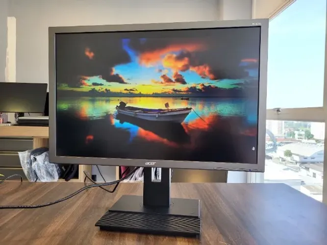Monitor Acer 24" Ergonômico | 60hz | LCD LED | Full HD | IPS - Modelo: B246WL