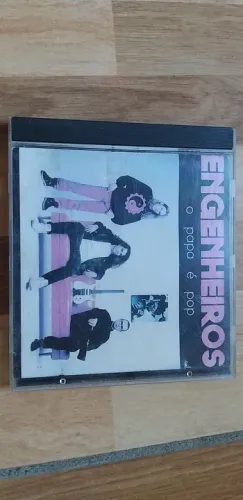 Engenheiros do HawaII - O Papa é Pop.