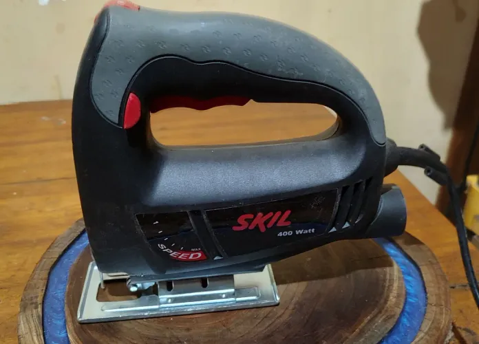 Serra Tico-Tico Skil Speed com controle de velocidade - 400 Watts - 127v