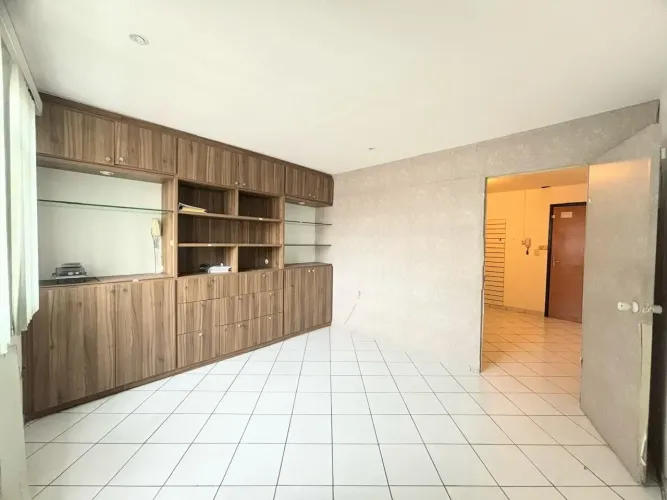 Imóvel para aluguel possui 30 metros quadrados em Glória - Vila Velha - ES