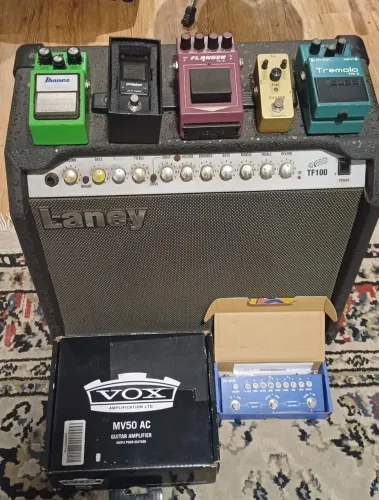 Amplificadores e pedais