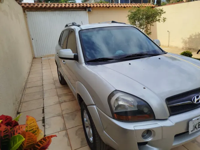 Hyundai Tucson 2.0 16V Aut. 2012