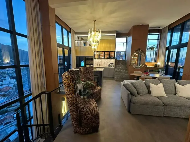 Cobertura Duplex 177,00M² Decorada com Piscina e Vista Mar em Fazenda Itajaí