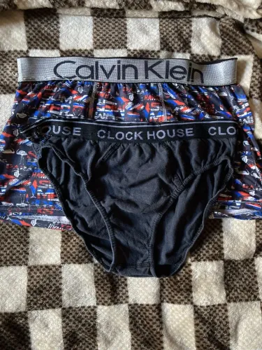Cuecas boxer e slip tamanho M.