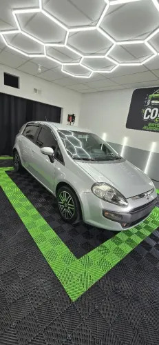 Fiat Punto Essence 1.6 Flex 16V 5P 2013