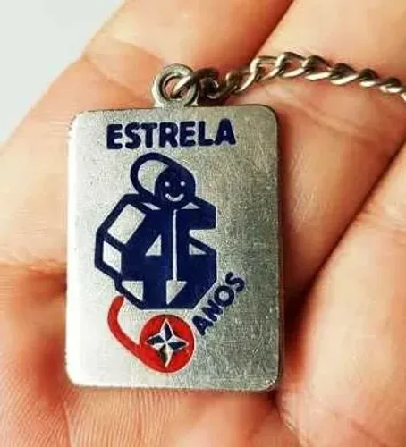Chaveiro Antigo - Estrela 45 Anos - Metal  - 1982 - Usado