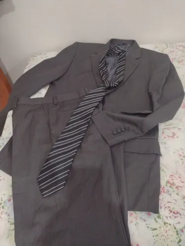 Terno fino marca Vila Romana 