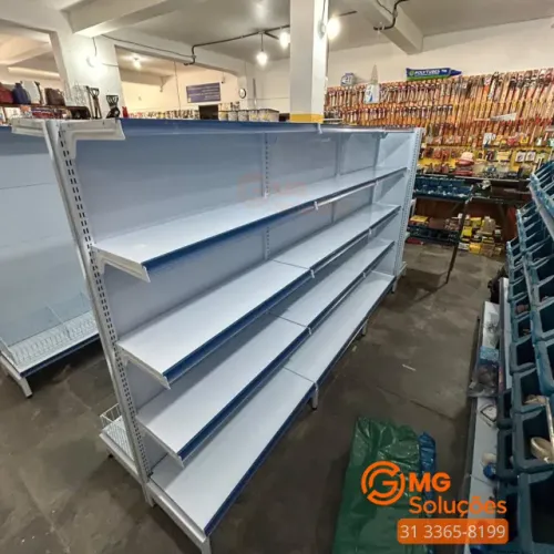 Gôndola - prateleira comercial