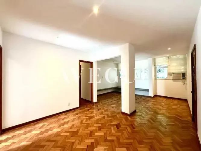 Apartamento : Padrão / Residencial / Leblon