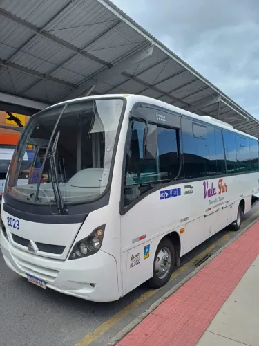 Locação de Vans e microônibus