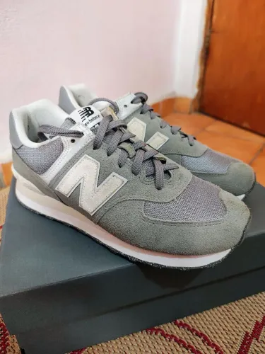 New Balance 574 Cinza - 40