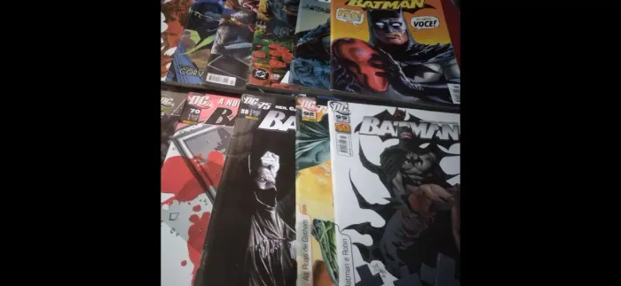 Batman 1a Série volumes 20, 23, 26, 27, 29, 30, 45, 51, 53, 55, 70, 88, 92, 99. Panini.