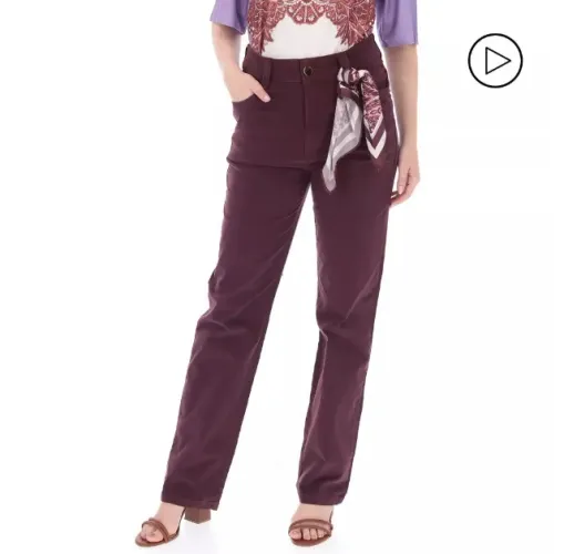 Calça Reta Feminina Com Bolsos Bordô - Maria.Valentina