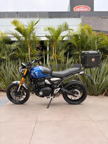 vendo Triumph Speed 400  , azul ( poucas unidades nessa cor)