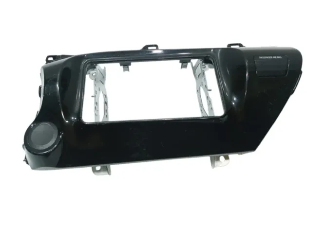 Moldura central multimídia Toyota Hilux 2015 a 2018 TS-122