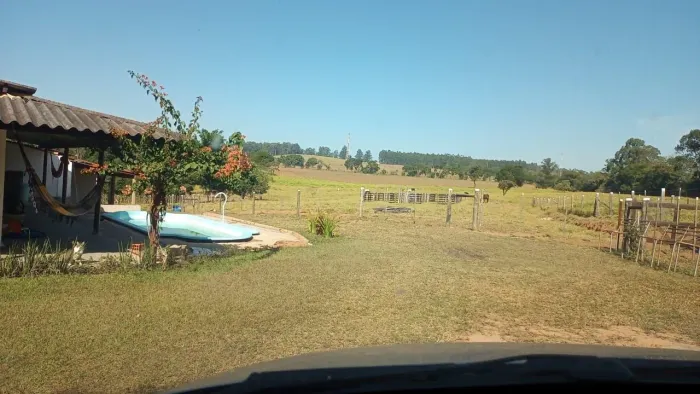 Vendo sítio de 3 alqueires em sarapui SP