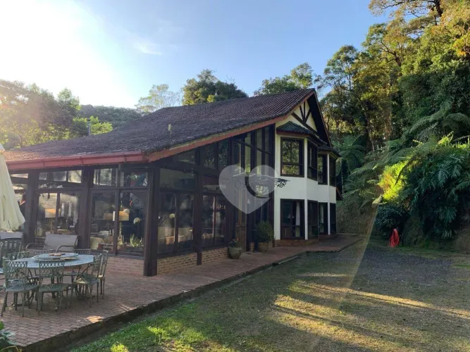 Sítio a venda com 12 quartos à venda, 233000 m² por R$ 5.490.000 - Serra da Bocaina - Bana