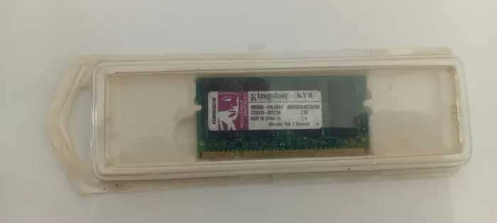 Par de memoria kingston 256Mb