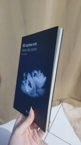 Livro 50 Noites Em Tons De Cinza