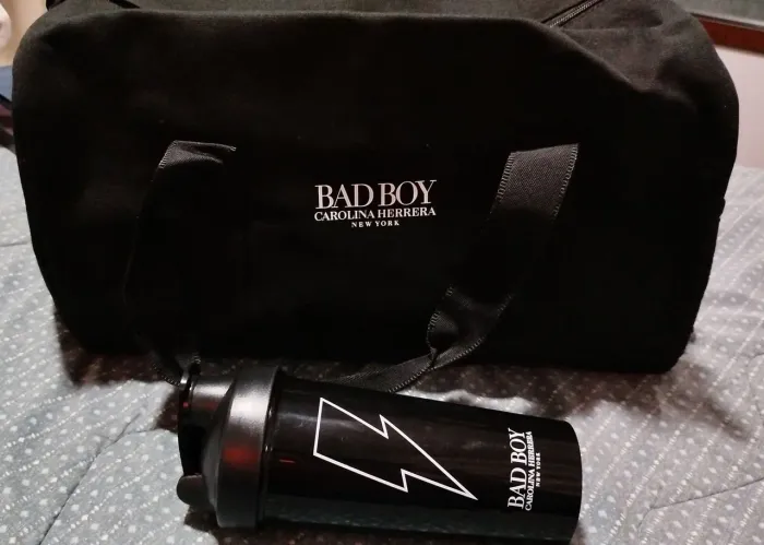 Kit Mala de Viagem Bad Boy Carolina Herrera