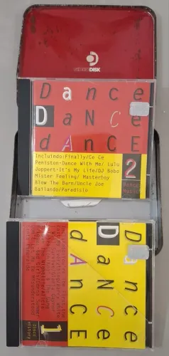 Coleção Arte na Lata com 2 CDs originais exclusivos Globo Disk - Dance Dance Dance