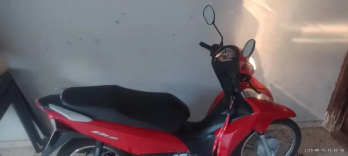 HONDA BIZ 2024 110i IPVA 2025PG 3.500km top