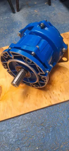 Redutor de velocidade redução 1/50 para motores 2 cv.