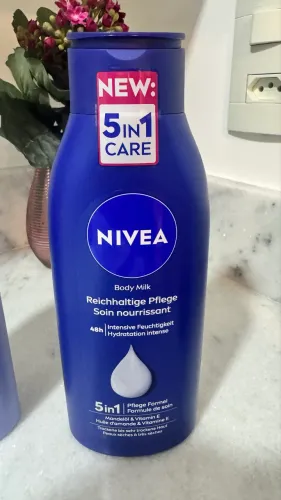 Creme para o corpo alemão 