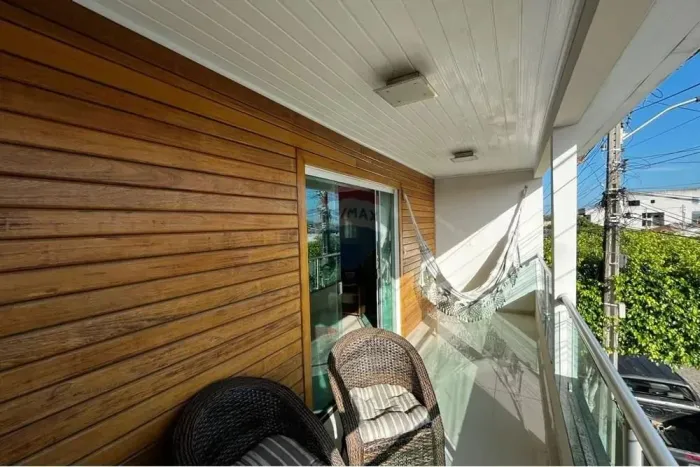 Charmosa Casa no Centro de Itamaraju, Bahia