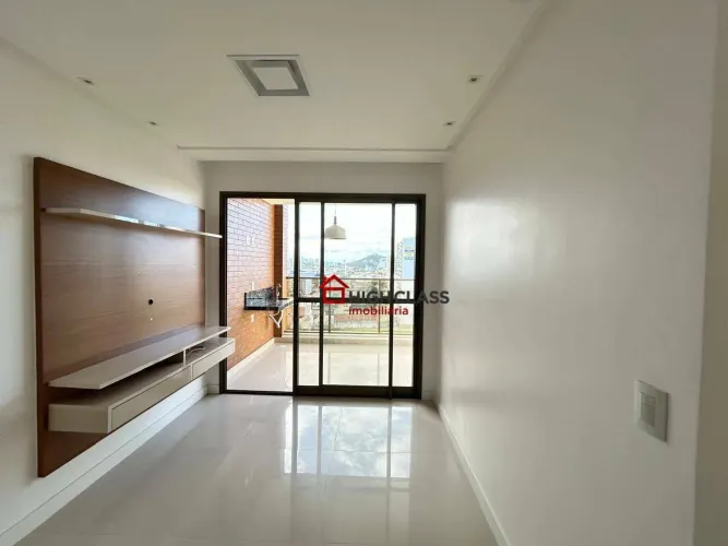 Apartamento de 2 Quartos com Varanda e Planejados