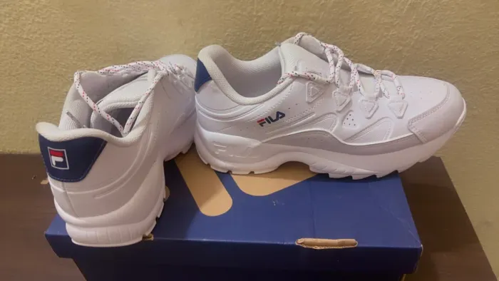 Tenis