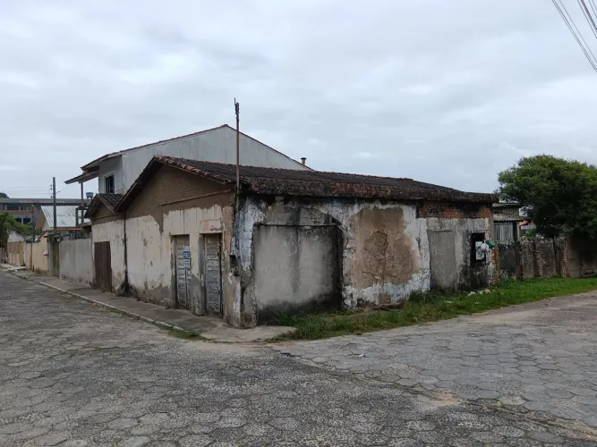 Terreno escriturado próximo ao centro