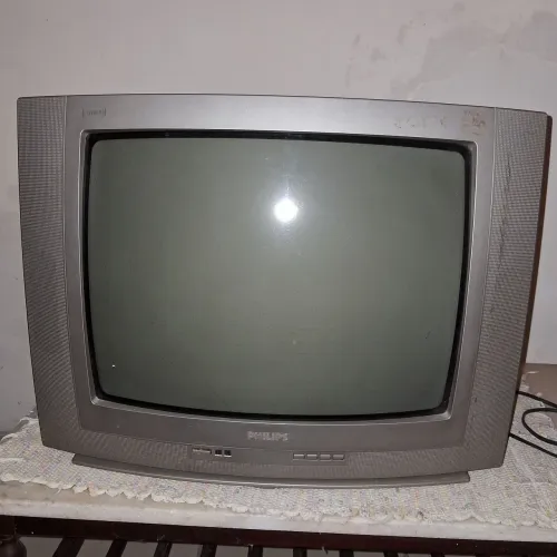 Vendo TV de Tubo 20 polegadas