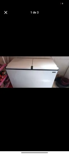 Frizzer esmaltec 2 ano de uso