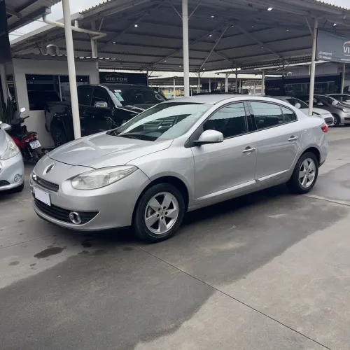 Renault Fluence Sed. Dynamique 2.0 16V Flex Aut. 2013