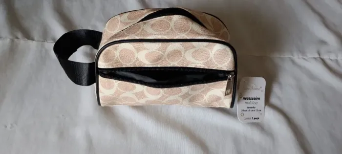 Estojo necessaire feminino cor bege