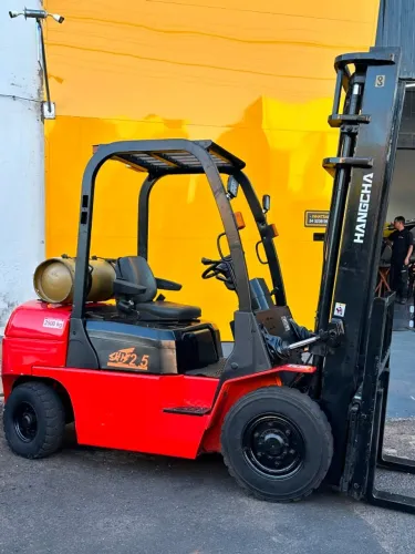 EMPILHADEIRA HANGCHA 2.5 TON