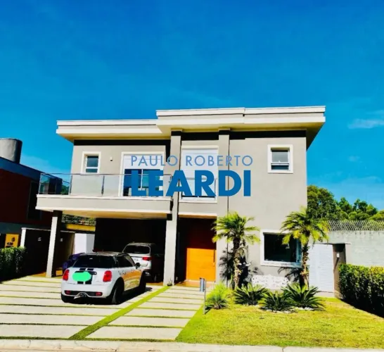 CASA EM CONDOMÍNIO - TAMBORÉ - SP